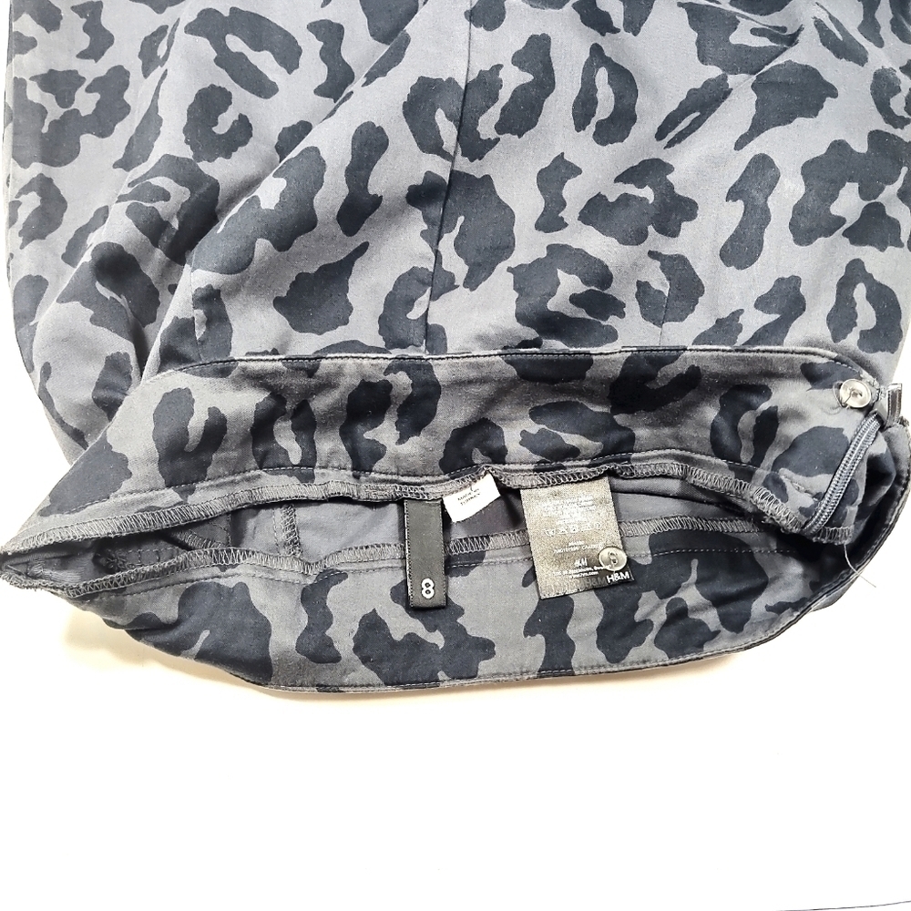 Divided by H&M animal print mini grey and black skirt Size:8 - Picture 7 of 7
